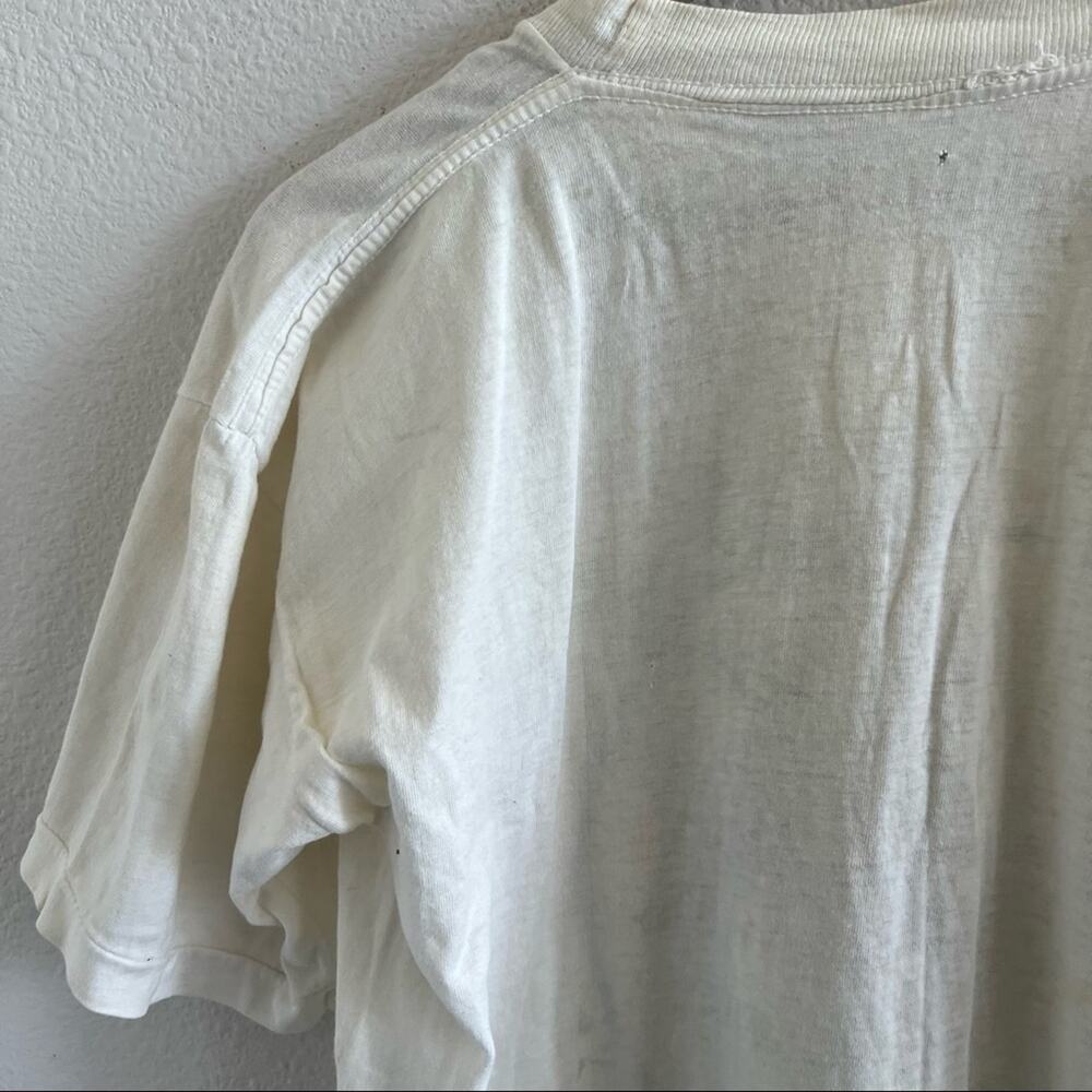 Vintage 1988 The California Raisins Play in the Bowl of Raisins Graphic T-Shirt - Picture 7 of 13